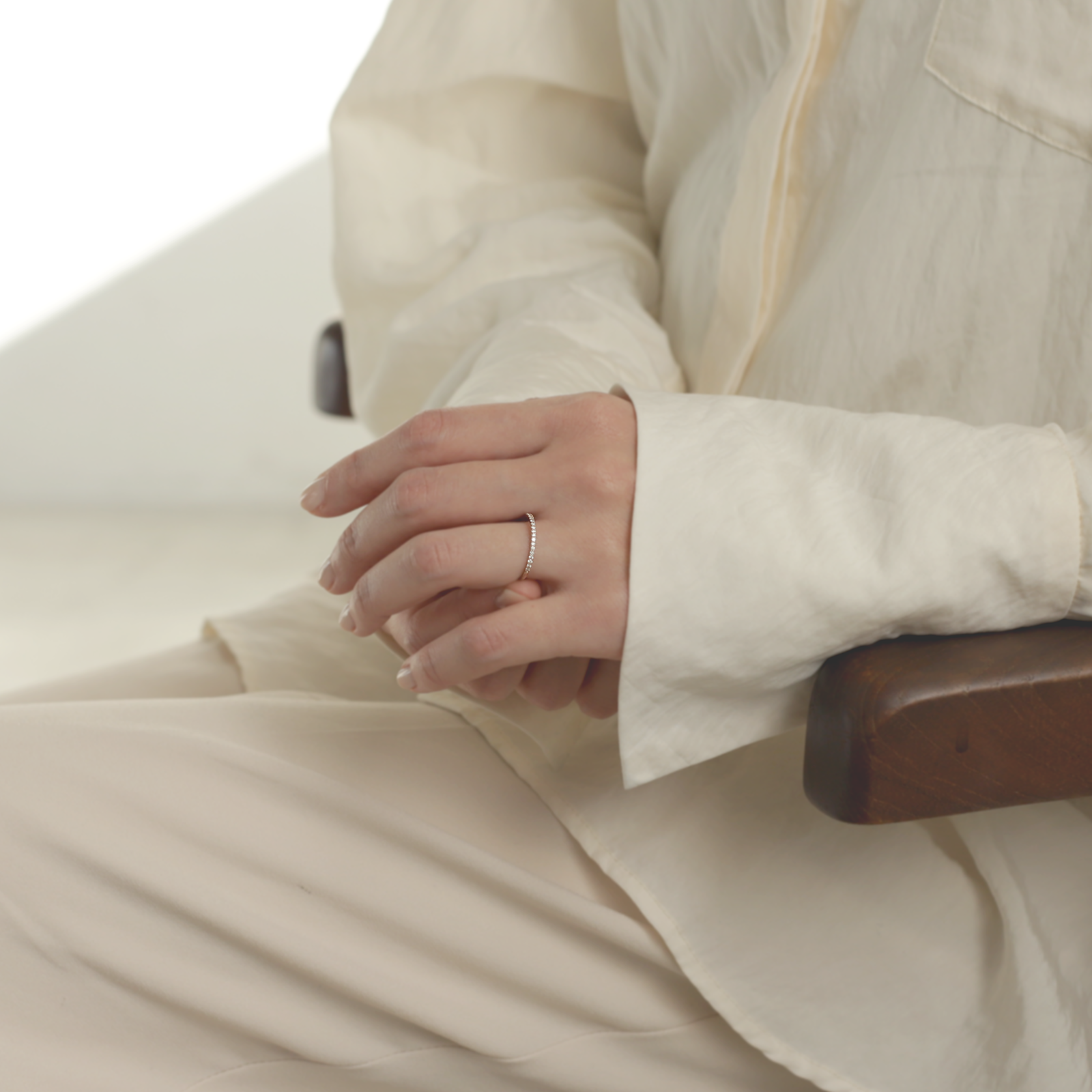 新作】ANNIVERSARY 19粒ダイヤリング (即納)