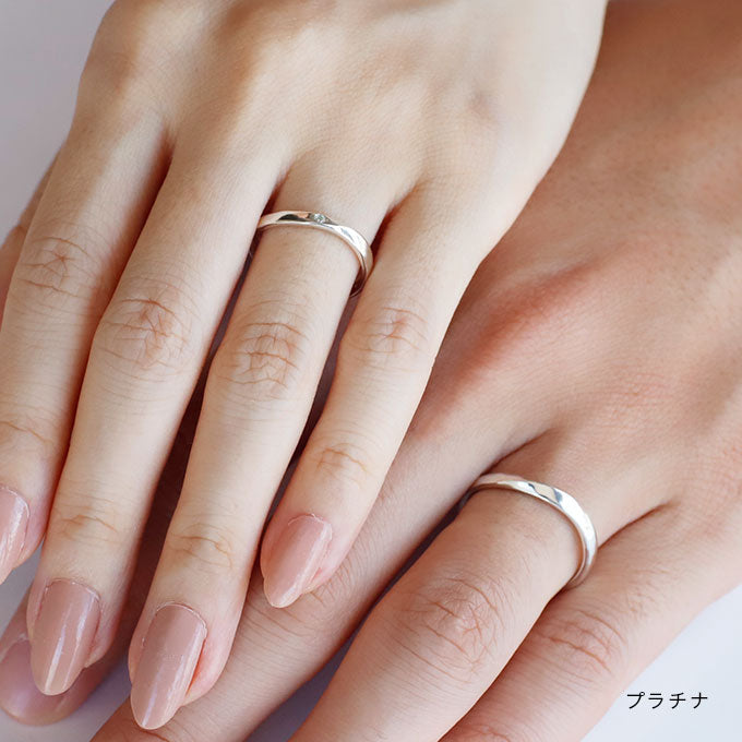 結婚指輪そよ風 プラチナ 着用画像
