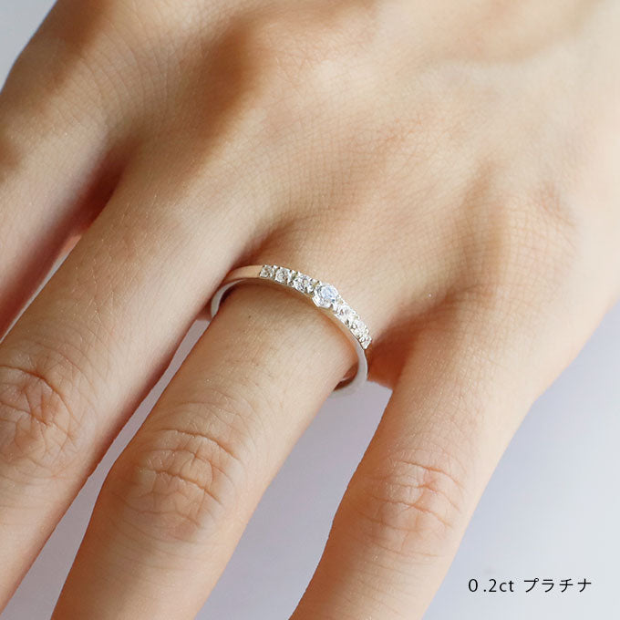 婚約指輪 燈す0.2ct プラチナ 着用画像
