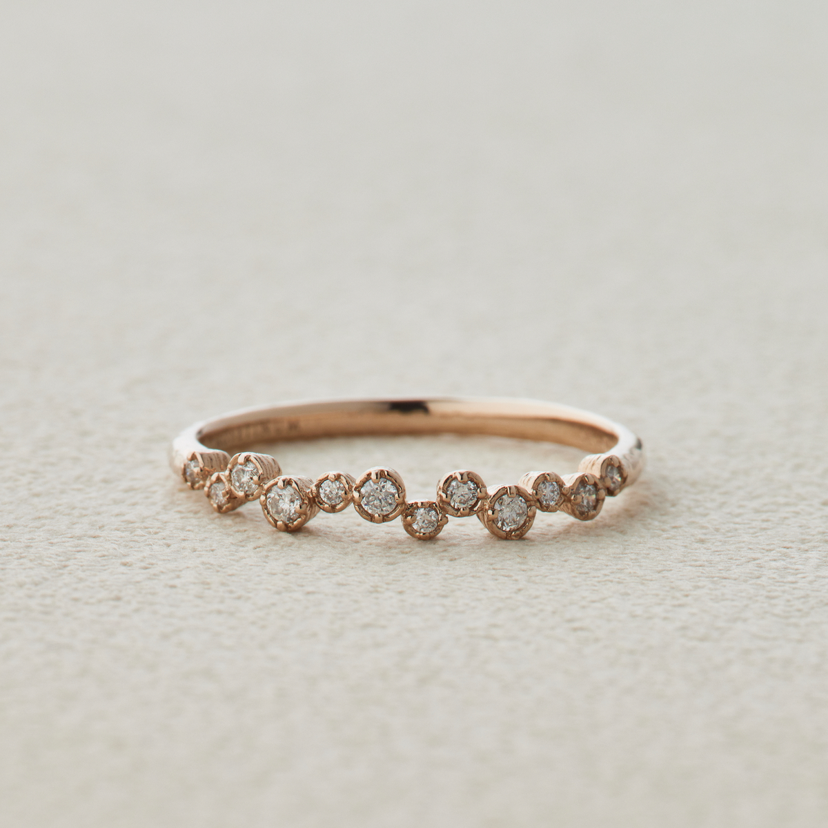 新作】ANNIVERSARY 重なりリング – 結婚指輪・婚約指輪・ジュエリー