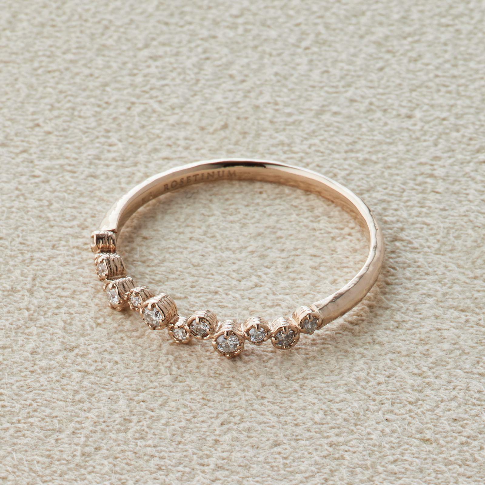 新作】ANNIVERSARY 重なりリング – 結婚指輪・婚約指輪・ジュエリー