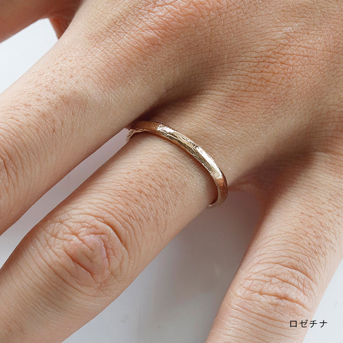 結婚指輪 寛容 ロゼチナ 着用画像