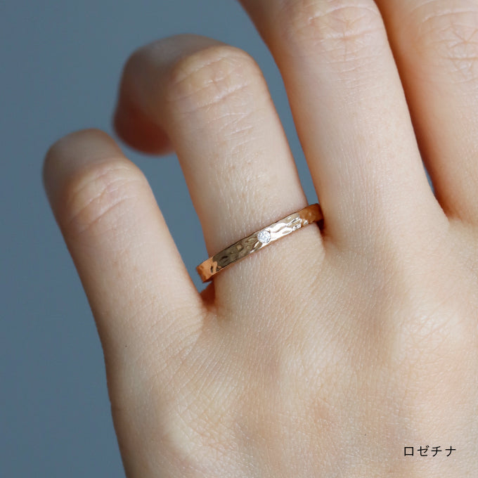 結婚指輪 誕生月木4月 ロゼチナ 着用画像