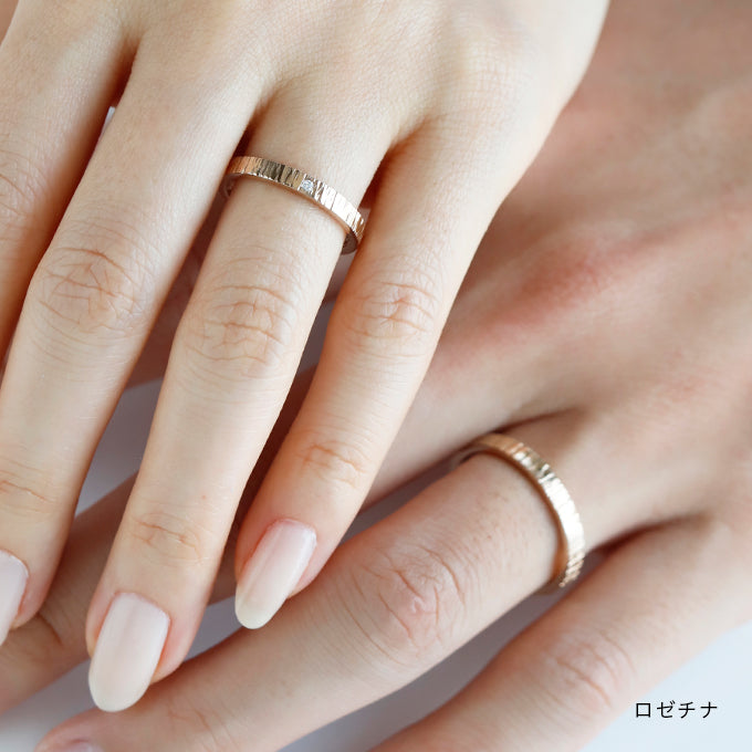 結婚指輪 誕生月木5月 ロゼチナ 着用画像