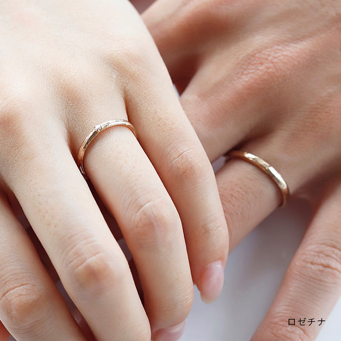 結婚指輪 寛容 ロゼチナ 着用画像