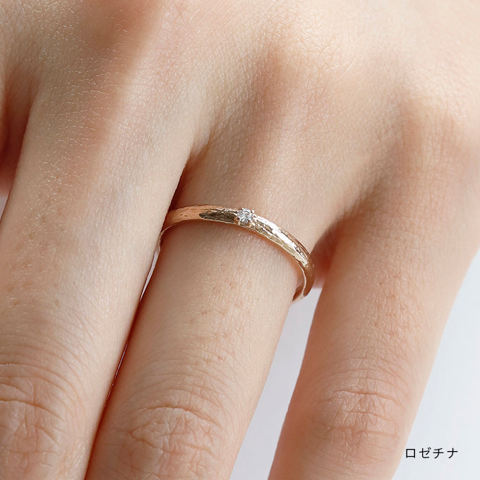 結婚指輪 寛容 ロゼチナ 着用画像