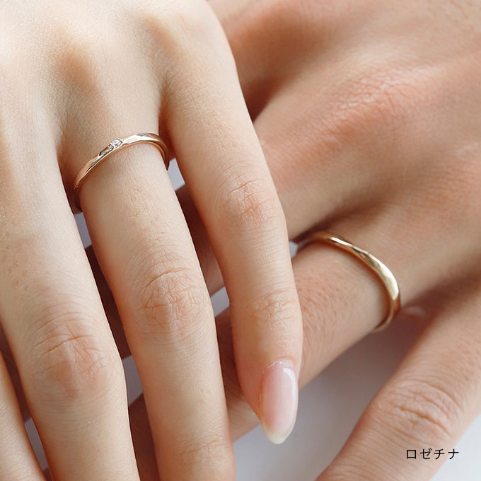 結婚指輪 そよ風 ロゼチナ 着用画像