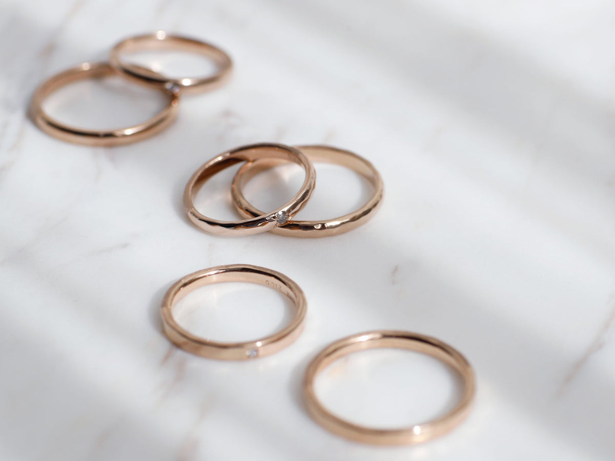 結婚指輪は手元になじむデザインを。自分だけに似合うデザイン19選