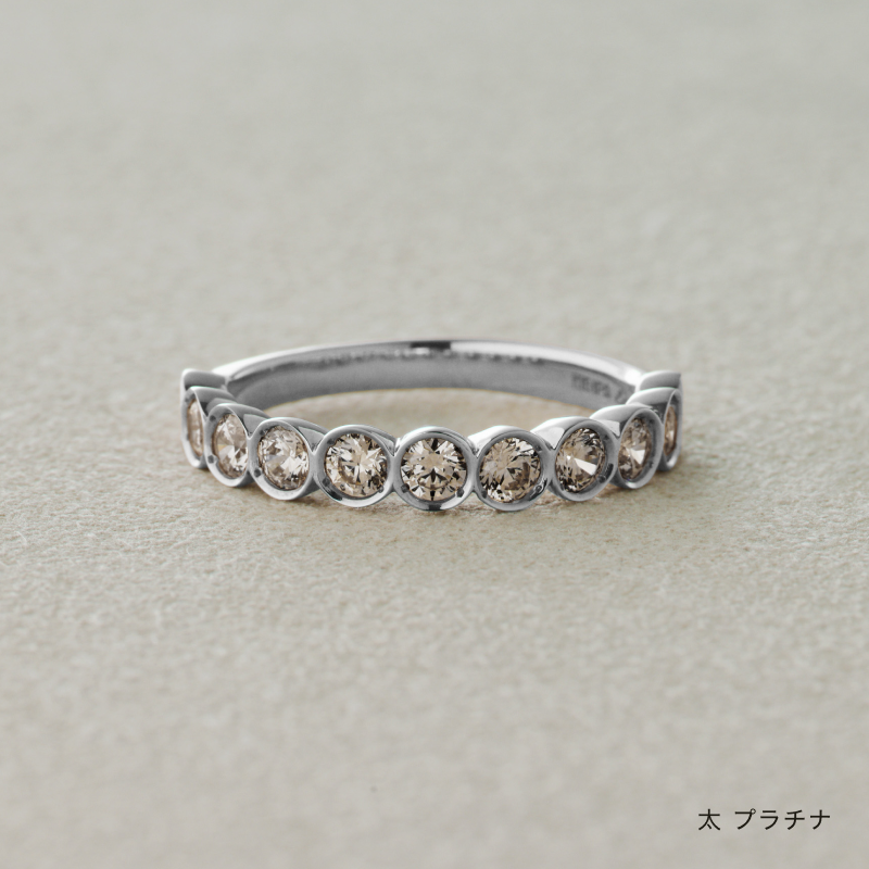 結婚指輪　叶えるベゼル　シャンパンダイヤ　プラチナ　商品画像